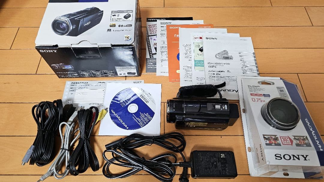SONY ビデオカメラ HDR-CX520V ワイドコンバージョンレンズ付き Amazon.com : Sony HDR-CX520V 64GB Flash High Definition Camcorder