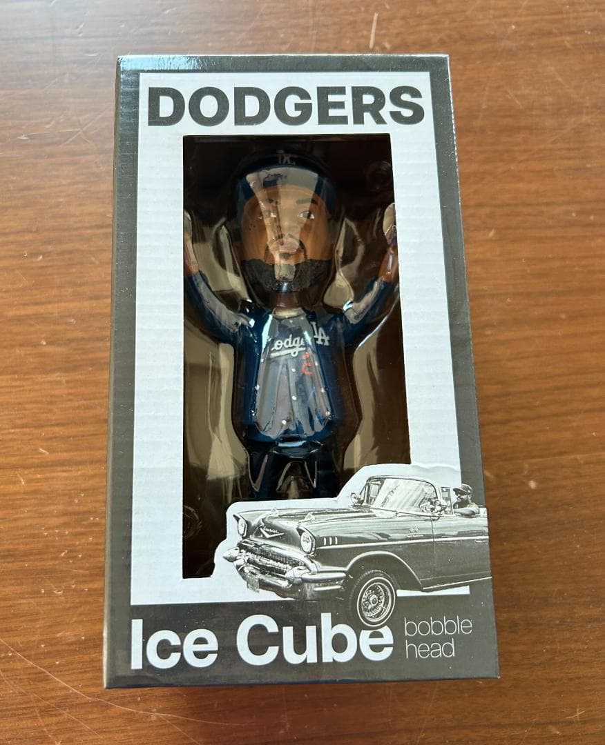Dodgers Ice Cube ボブルヘッド + おまけ