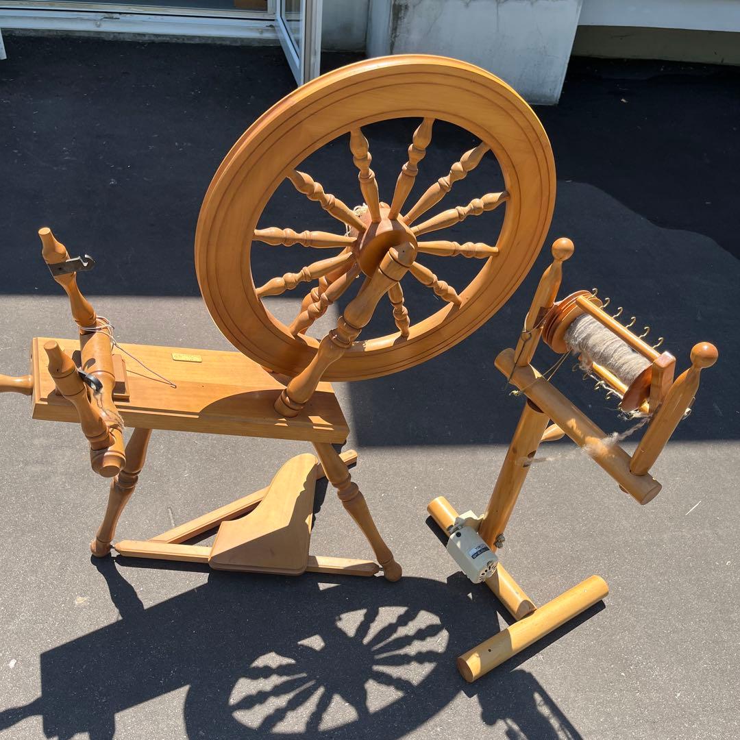 糸紡ぎ車 糸車 ASHFORD アシュフォード 糸紡ぎ機 糸巻 お家時間 - メルカリ
