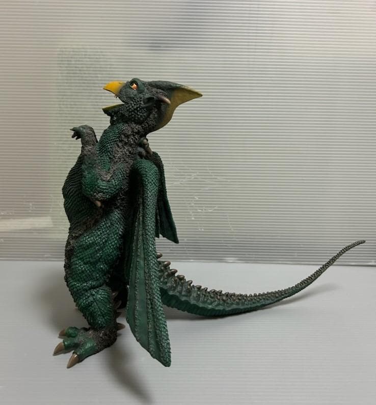 エクスプラス FAVORITE SCULPTORS LINEに『大巨獣ガッパ』 - メルカリ