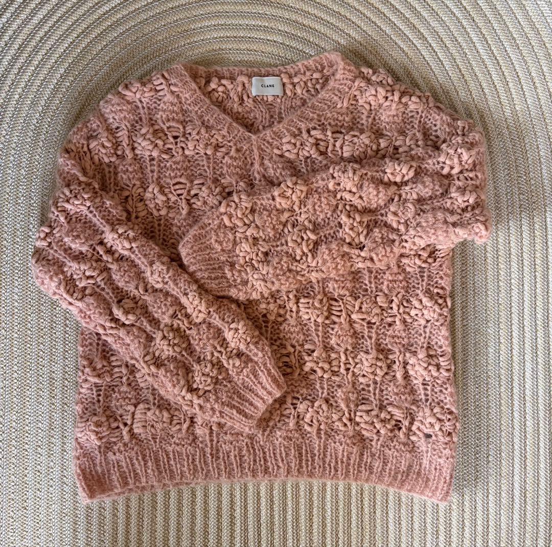 CLANE クラネ　BUMPY OVER V NECK KNIT TOPS