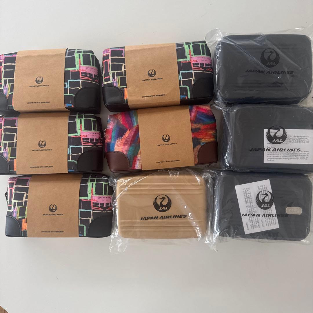 JAL ファーストクラストラベルポーチ9個 JAL ファーストクラストラベルポーチ HERBALORYコラボ - メルカリ