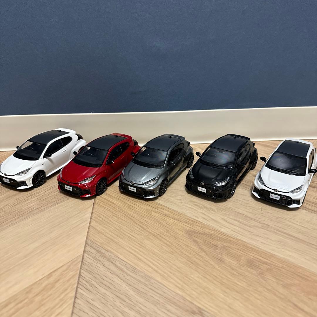 新型GRヤリスミニカー　色見本　セット売り