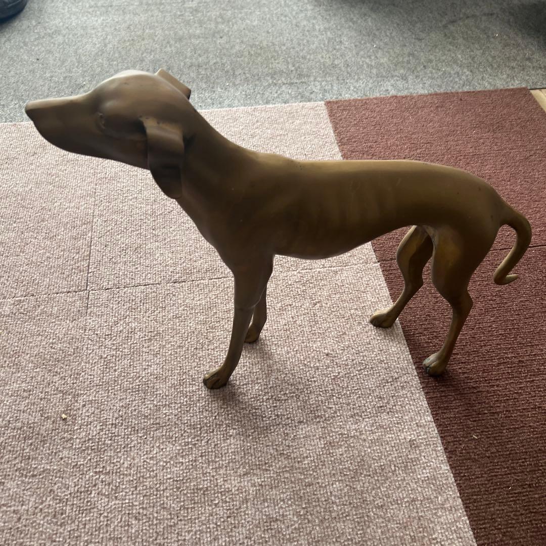 犬の置物 イングリッシュグレイハウンド 真鍮製？ オブジェ