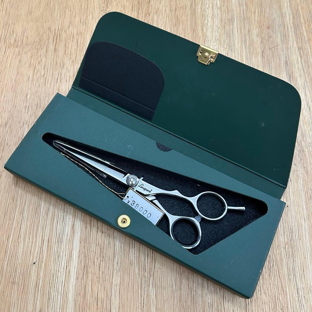 美容鋏 プロ用シザー Leopard600 日本製　新品未使用 美容師用