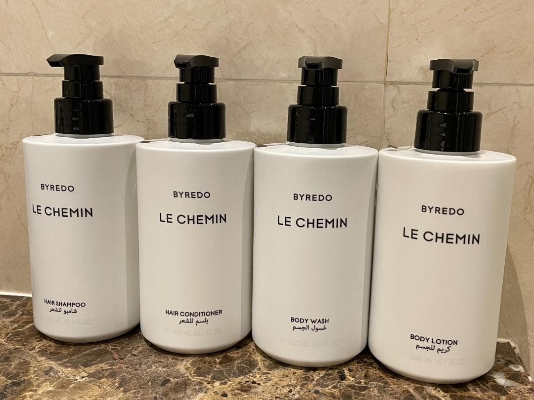 日本未発売【BYREDO】LE CHEMIN 2本　新品未使用　300ml Byredo Le Chemin シャンプー & コンディショナー バンドル 300ML