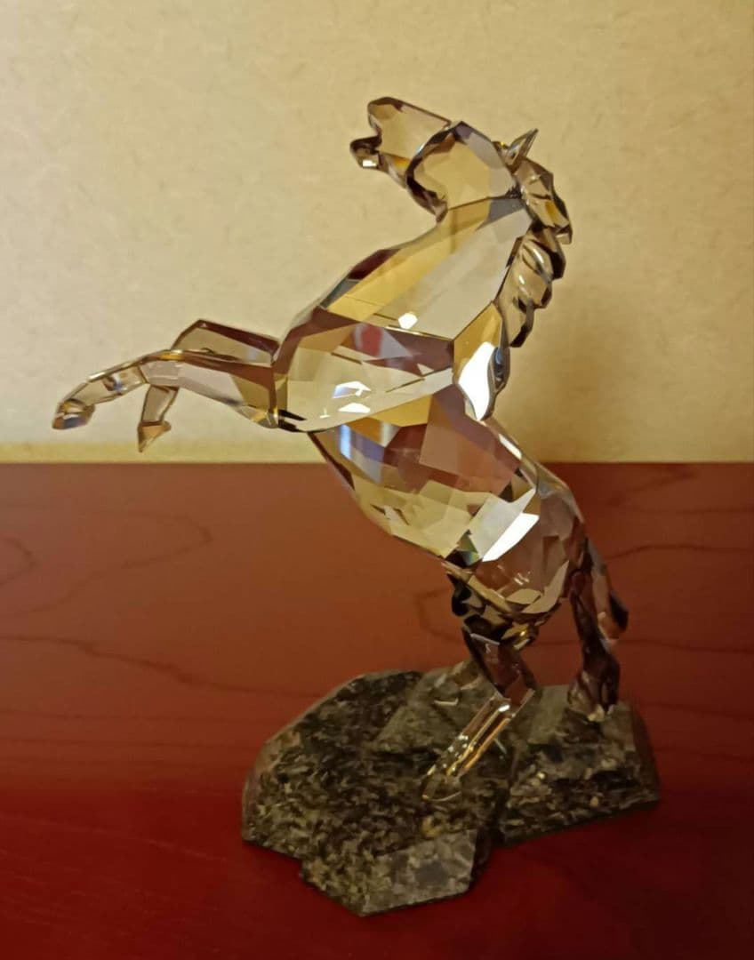 フィギュリン3点☆美術館の様なお部屋に☆スワロフスキー☆ - メルカリ