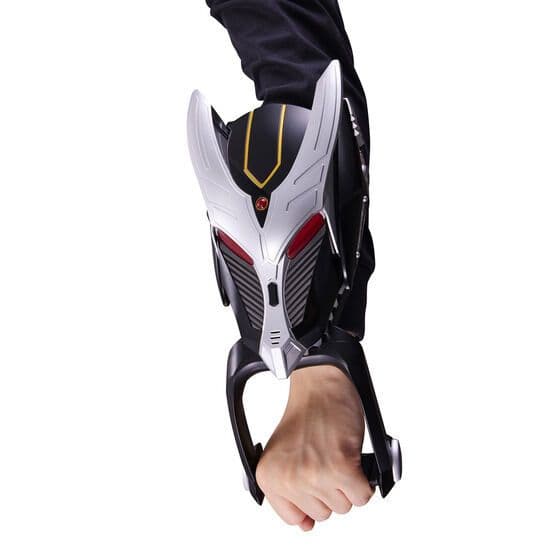 新品 未開封 CSMブラックドラグバイザー - メルカリ