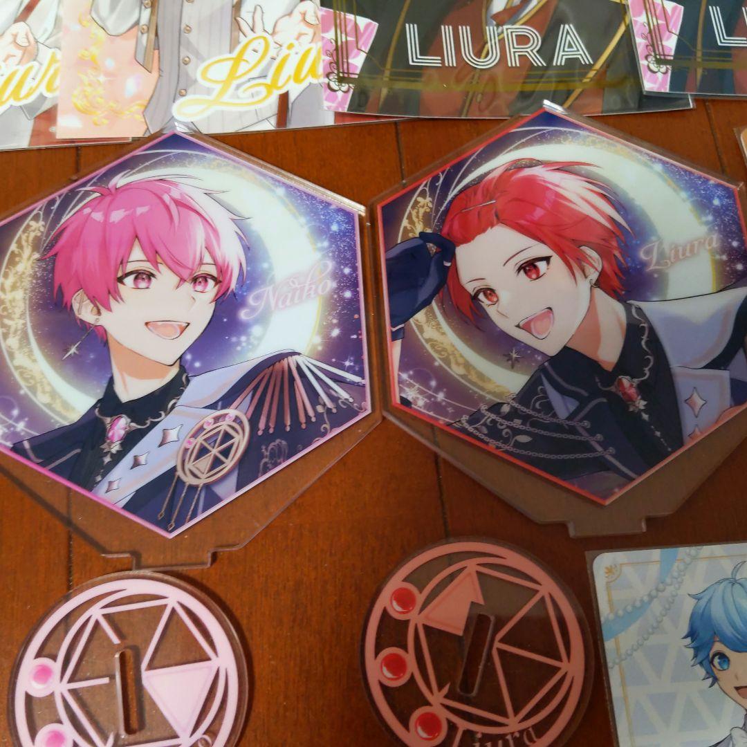 いれいすグッズまとめ売り Tシャツ付き - メルカリ