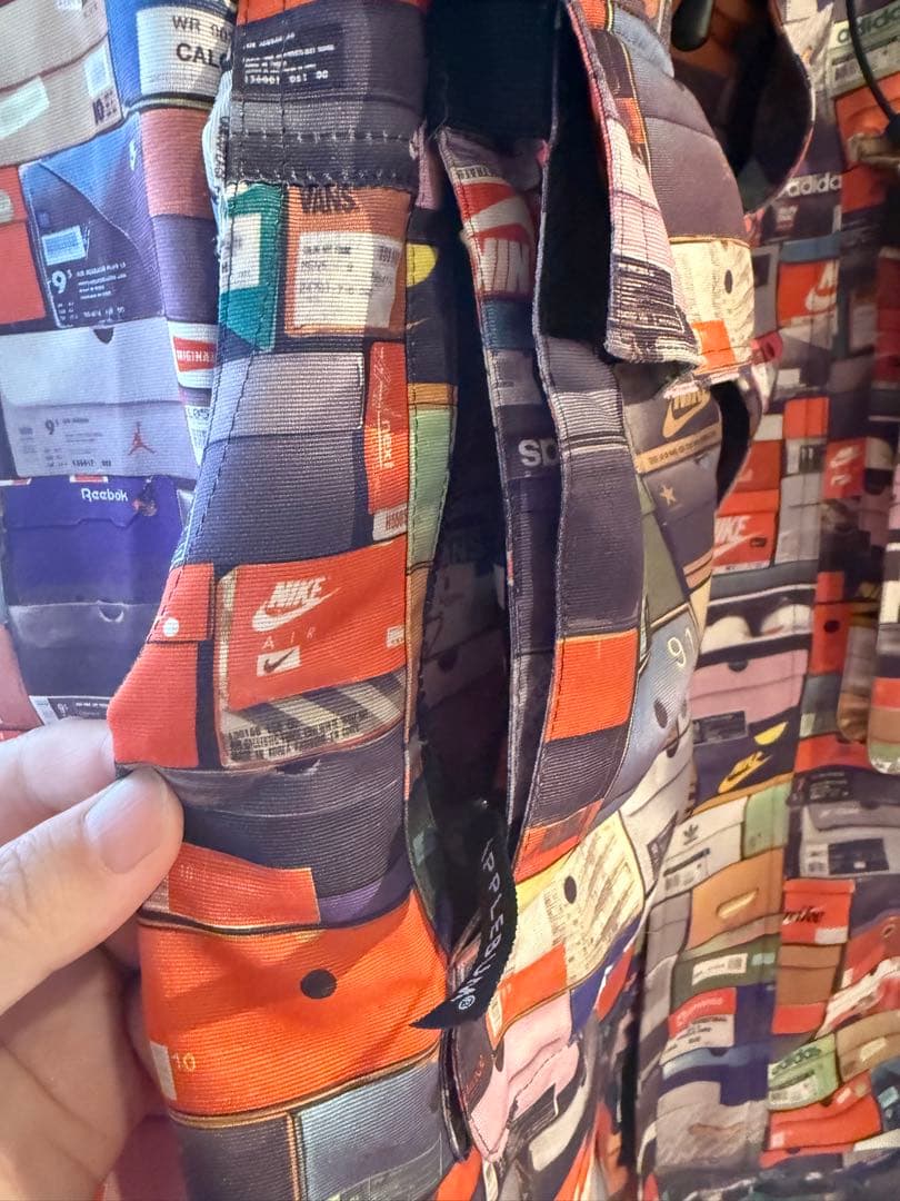 希少】APPLEBUM スニーカー箱柄 ナイロンジャケットM - メルカリ