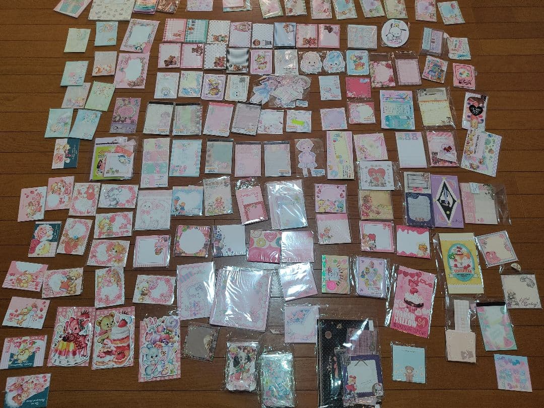 大量！素材紙 コラージュ おすそ分け 紙もの メモ用紙 まとめ売り 150冊位