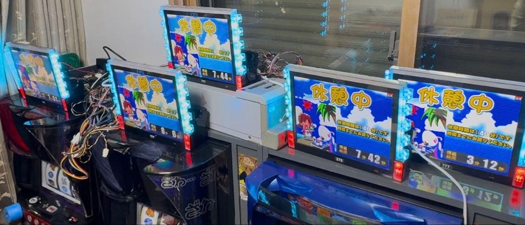 デー太郎オメガ　2台〜　イルミ連動済み 中古】デー太郎Ω（オメガ）【大型液晶・タッチパネル・画面