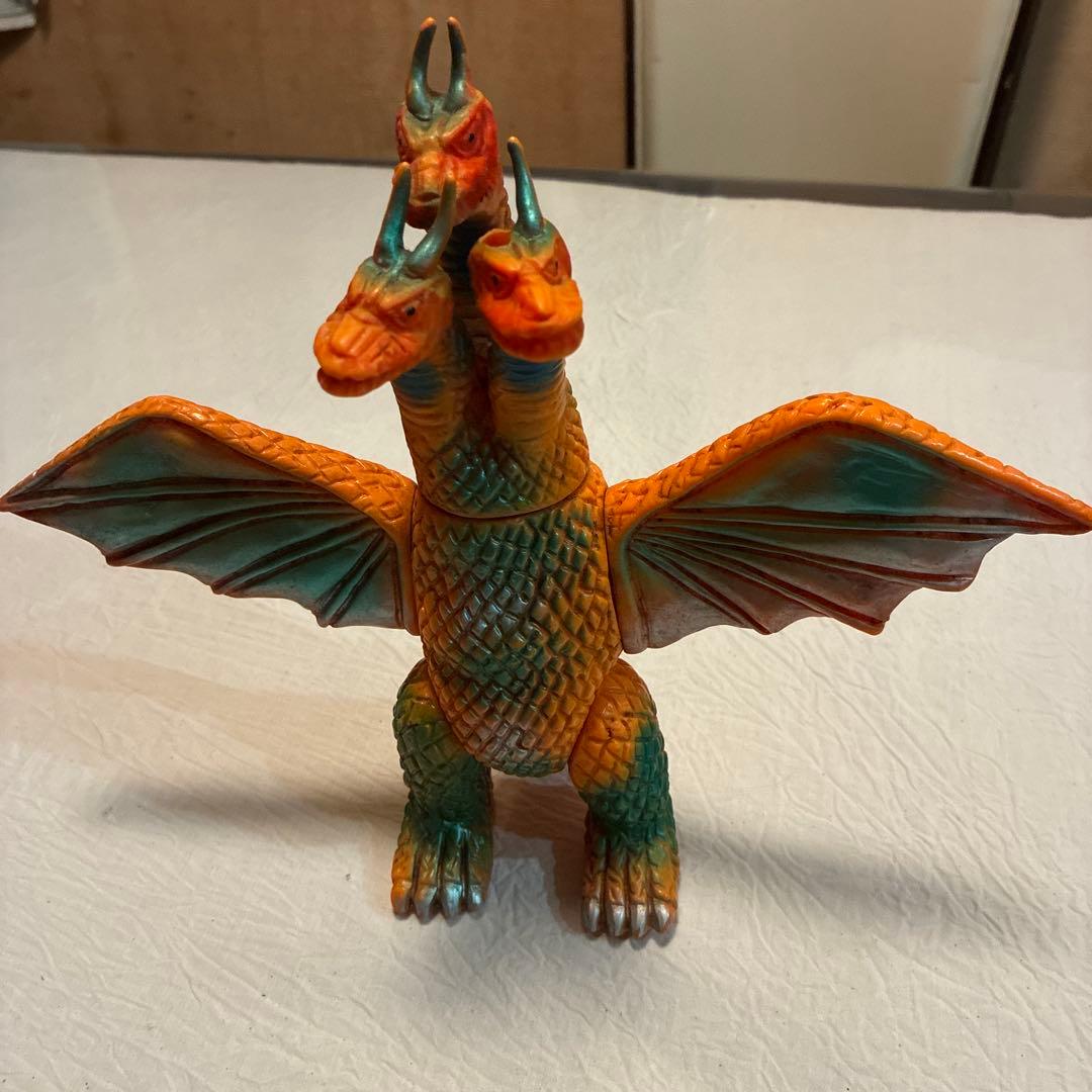 キングギドラ フィギュア　ウルトラマン