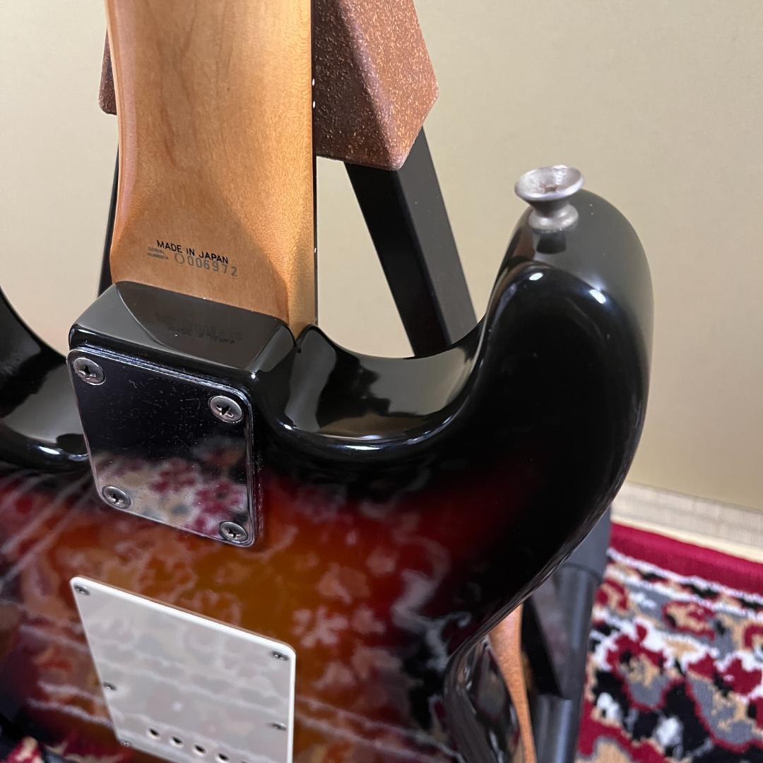 Fender Japan ST-Champ アンプ内蔵ギター 前期型 ケース付き - メルカリ