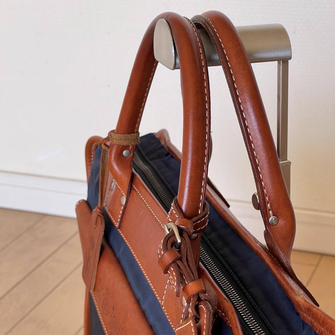 美品・定価72,600円】フェリージ 8637ds (保存袋・ギャランティ付