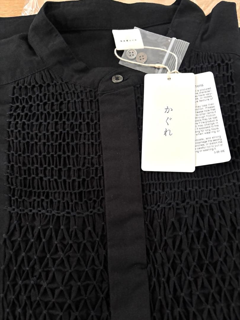 新品タグ付 かぐれ コットンスモッキングブラウス 黒 完売 - メルカリ