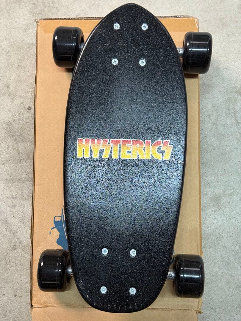 ヒステリックグラマー　スケボー