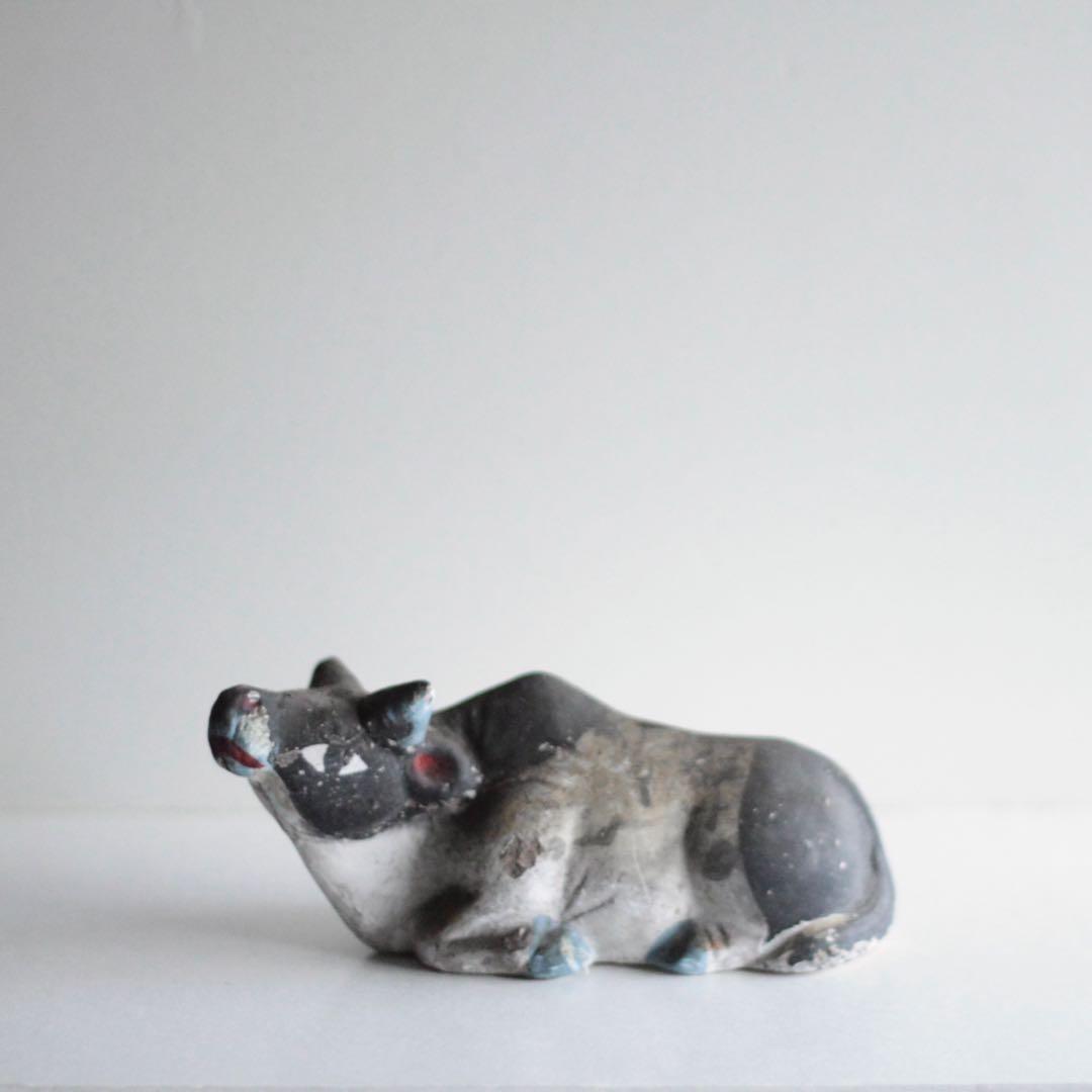 土人形 寝牛 割れ補修あり 民芸 郷土人形 アンティーク古道具 オブジェ