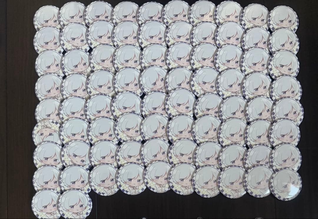 いれいす 初兎 推しみつデフォ 缶バッジ