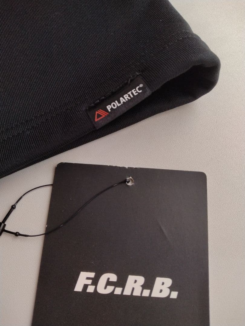 極美品 F.C.Real Bristol ロゴ入りネックウォーマー fcrb