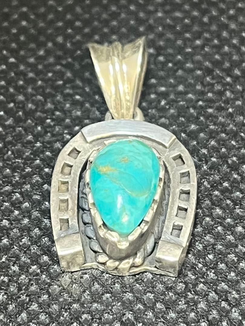 シルバー ターコイズ ネックレストップ 馬蹄 ホースシュー ネイティブ　約6g