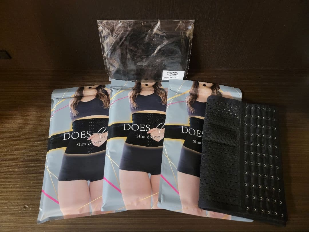 DOES-U スリムコルセット Mサイズ　黒 3個セット　ドSベルト付き