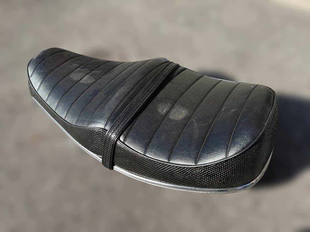 TX650 カスタムシート　破れ無し！XSにも★