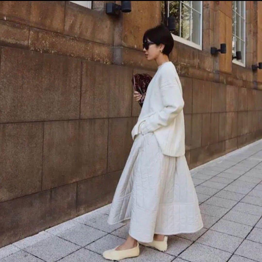 美品　キルティング フレアロングスカート キルティングフレアスカート レディース ロングスカート ボトムス