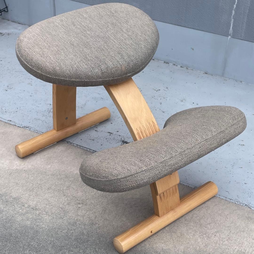 【人間工学】Rybo社（現バランスラボ）バランスイージー｜バランスチェア