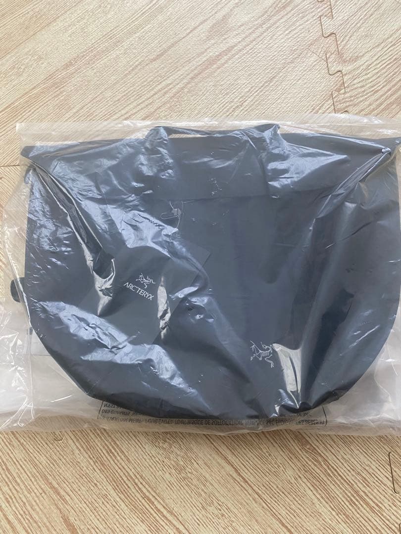 新品未開封 Arc'teryx Granville Shoulder Bag Granville Shoulder Bag （グランヴィル ショルダー バッグ）ARC`TERYX