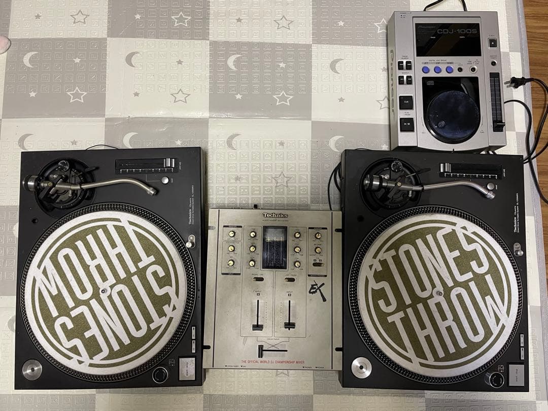 b*8様 Technics SL-1200MK5 ミキサー、針、CDJ付きのDJ