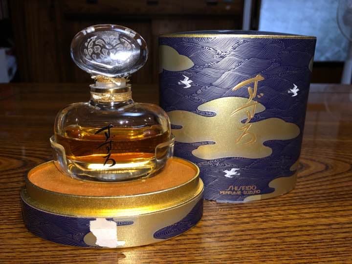 資生堂 香水 すずろ