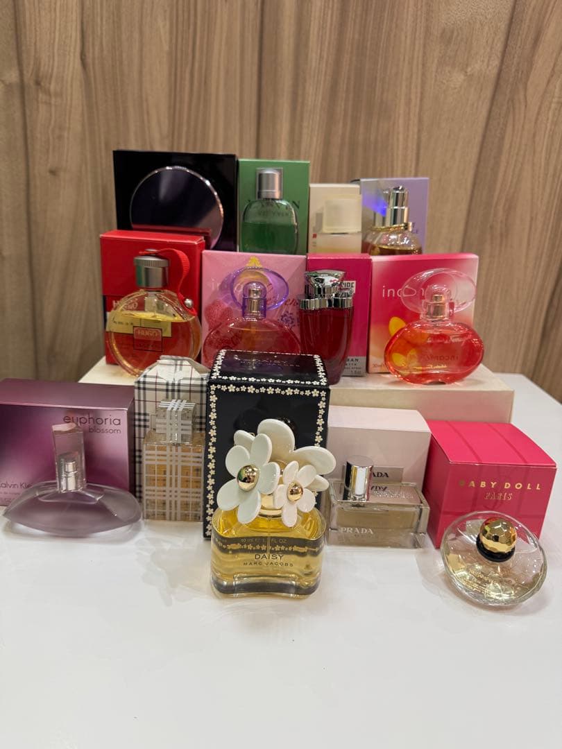 ブランド香水　13点おまとめ　サンローラン、プラダ、バーバリー、ランバンなど