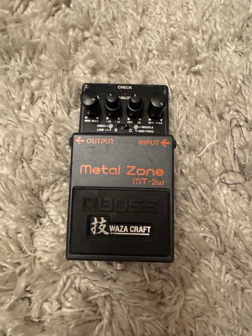 BOSS l Zone MT-2W ギターエフェクター