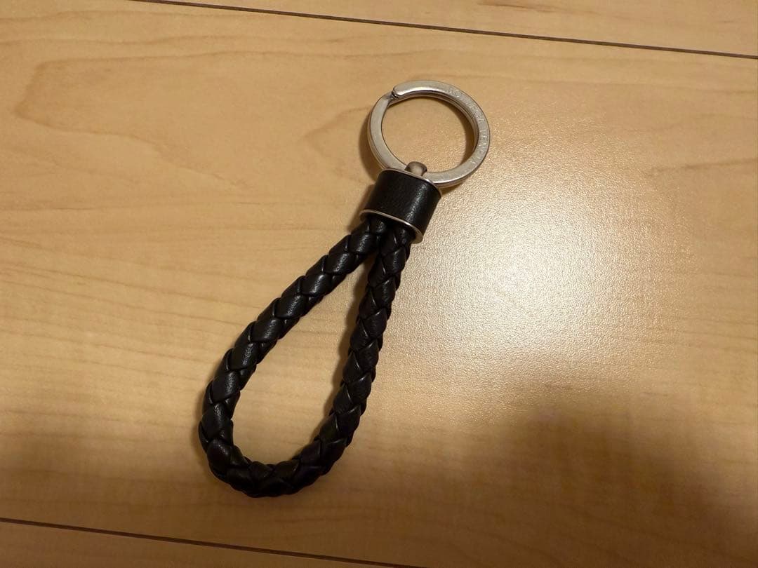 BOTTEGA VENETA ブラック レザー キーホルダー