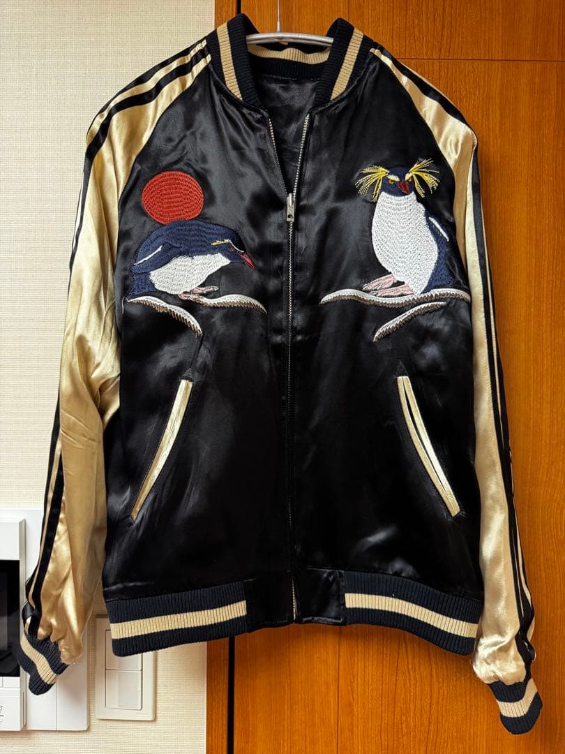 刺繍デザイン スカジャン 黒/金 ペンギン