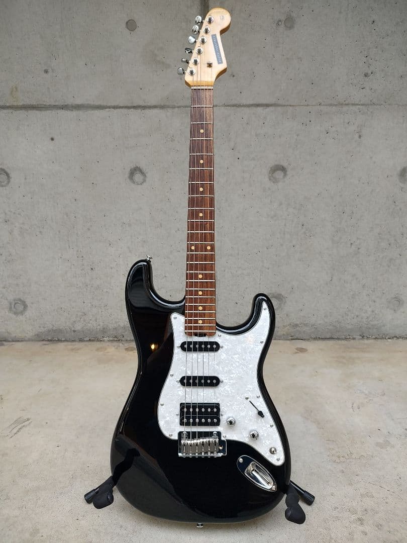 コンポーネントギター Kz Guitar Works ST Trad 22 SSH7 Quilted Maple Trans Aqua Blue