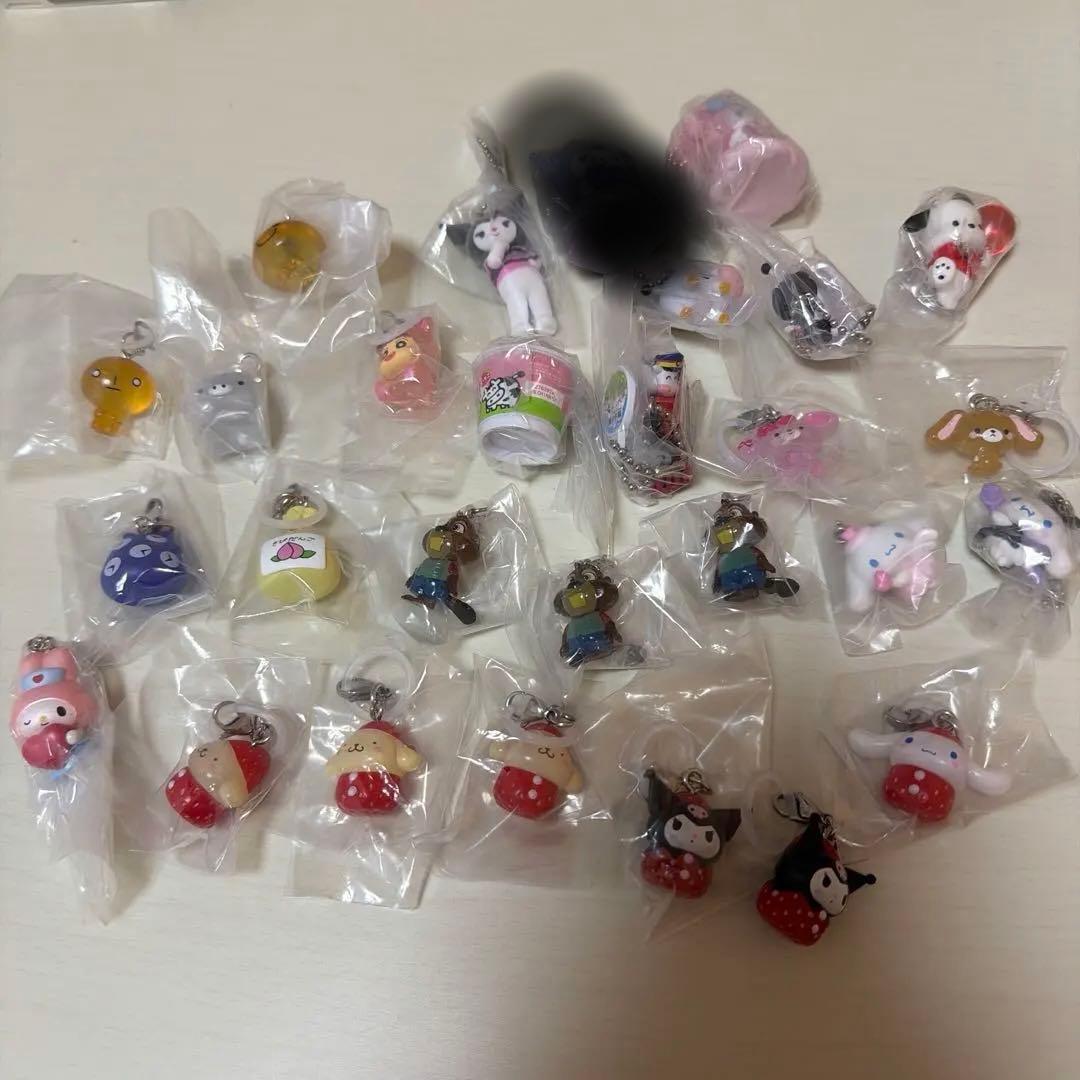 めじるしアクセサリー　ガチャガチャ　まとめ売り　28個セット