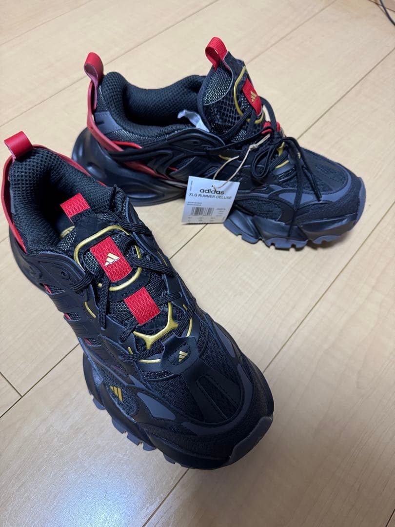 靴 adidas XLG Runner Deluxe Black