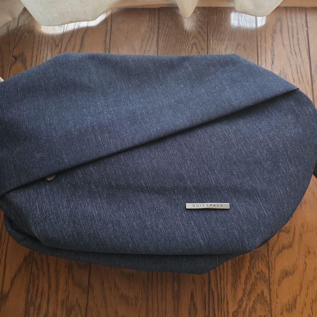 NIG QUICKPACK ボディバッグ