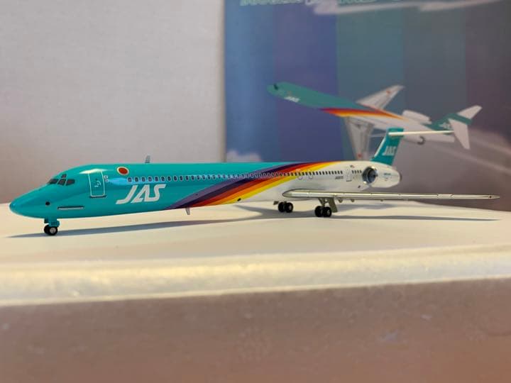 【入手困難/未展示品】JAS/日本エアシステムMD90 JA001D 1/200