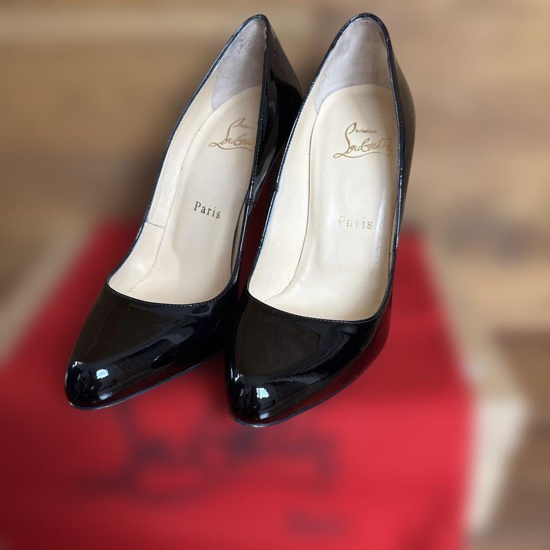 クリスチャンルブタン　パテントハイヒール　37 ブラック