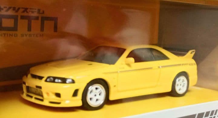 ◉【海外限定】KYOSHO No.20 NISMO 400R《モトンシステム》