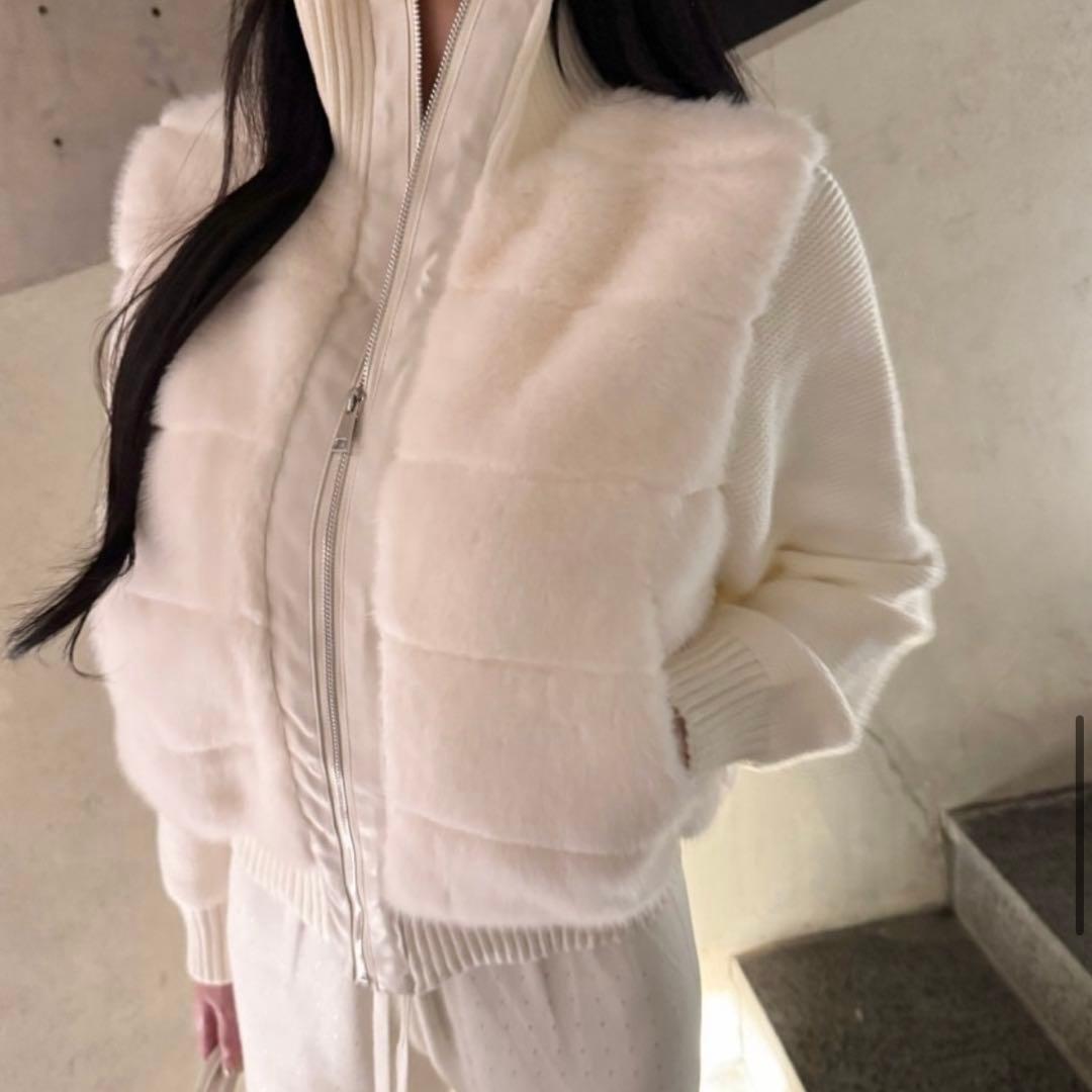 DHOLIC 2WAYニットスリーブ エコファーダウンジャンパー - メルカリ