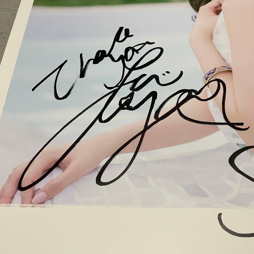 乃木坂46 白石麻衣 本人直筆サイン入り ポスター 裸足でsummer - メルカリ