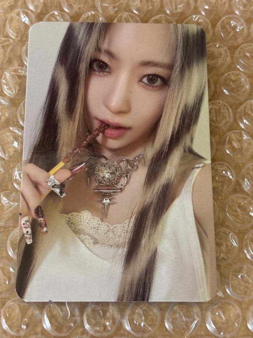 LE SSERAFIM ルセラフィム サクラ CRAZY トレカ yes24 - メルカリ