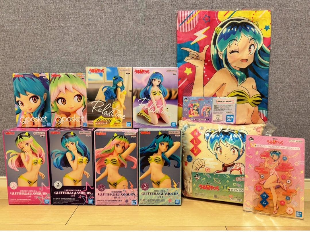 【新品.未使用品.美品】うる星やつら ラムちゃんフィギュア&クッション小物セット うる星やつら」ラムちゃんの等身大フィギュアやコラボメニューも