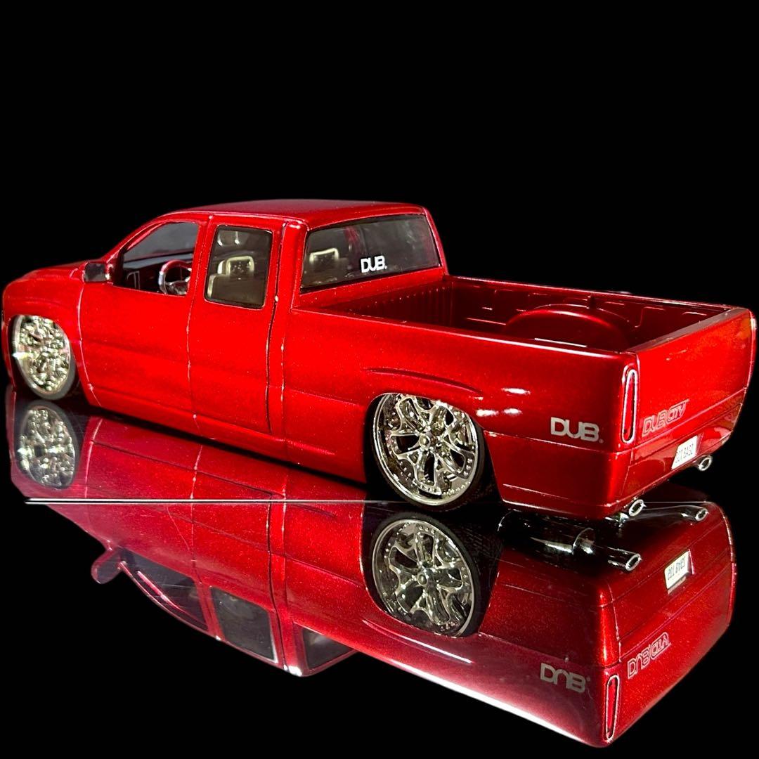 Jada Toys《 シボレー シルバラード ローライダー *トラッキン 》開封