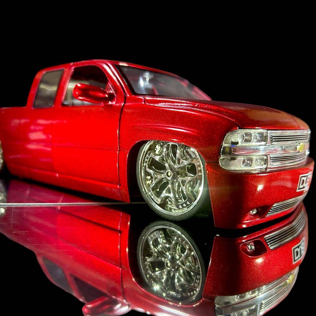 Jada Toys《 シボレー シルバラード ローライダー *トラッキン 》開封