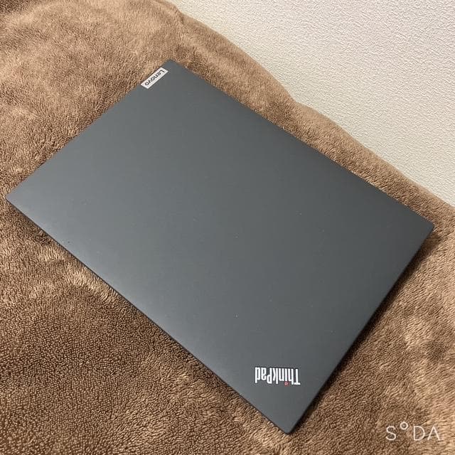 【美品】ThinkPad P16s Gen 2（CPU:Ryzen™ 7） ThinkPad P16s Gen 2 AMD | Lenovo モバイルワークステーション | 株式